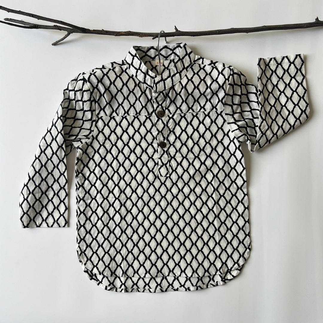WHITE BLACK RHOMBI KURTA SHIRT
