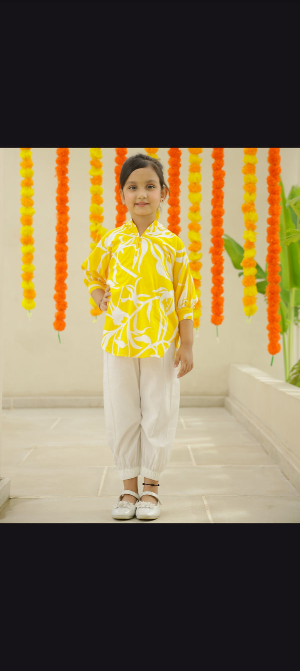 Yellow Pine Loose Kurta Set